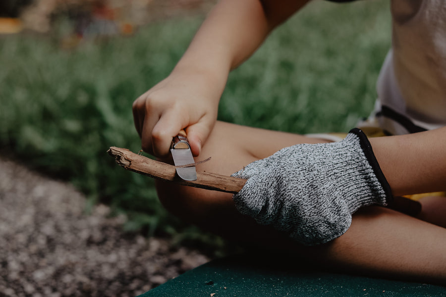 Whittling Glove