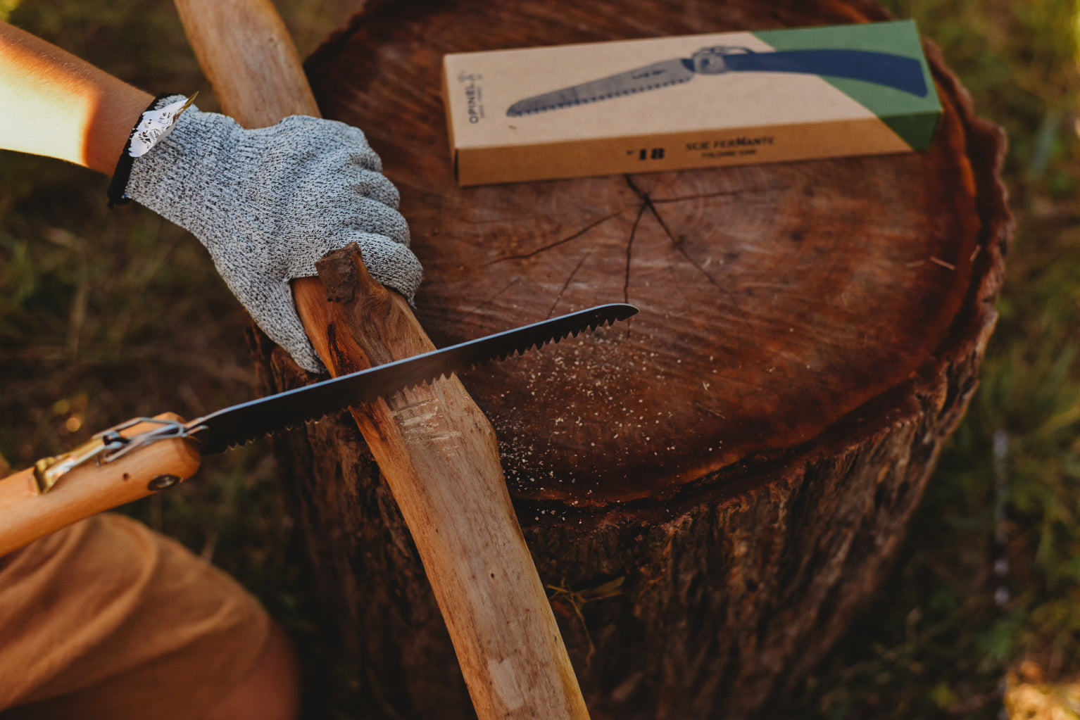 Whittling Glove