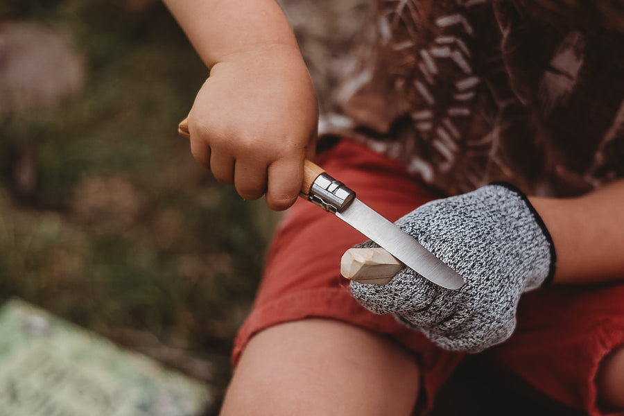Whittling Glove