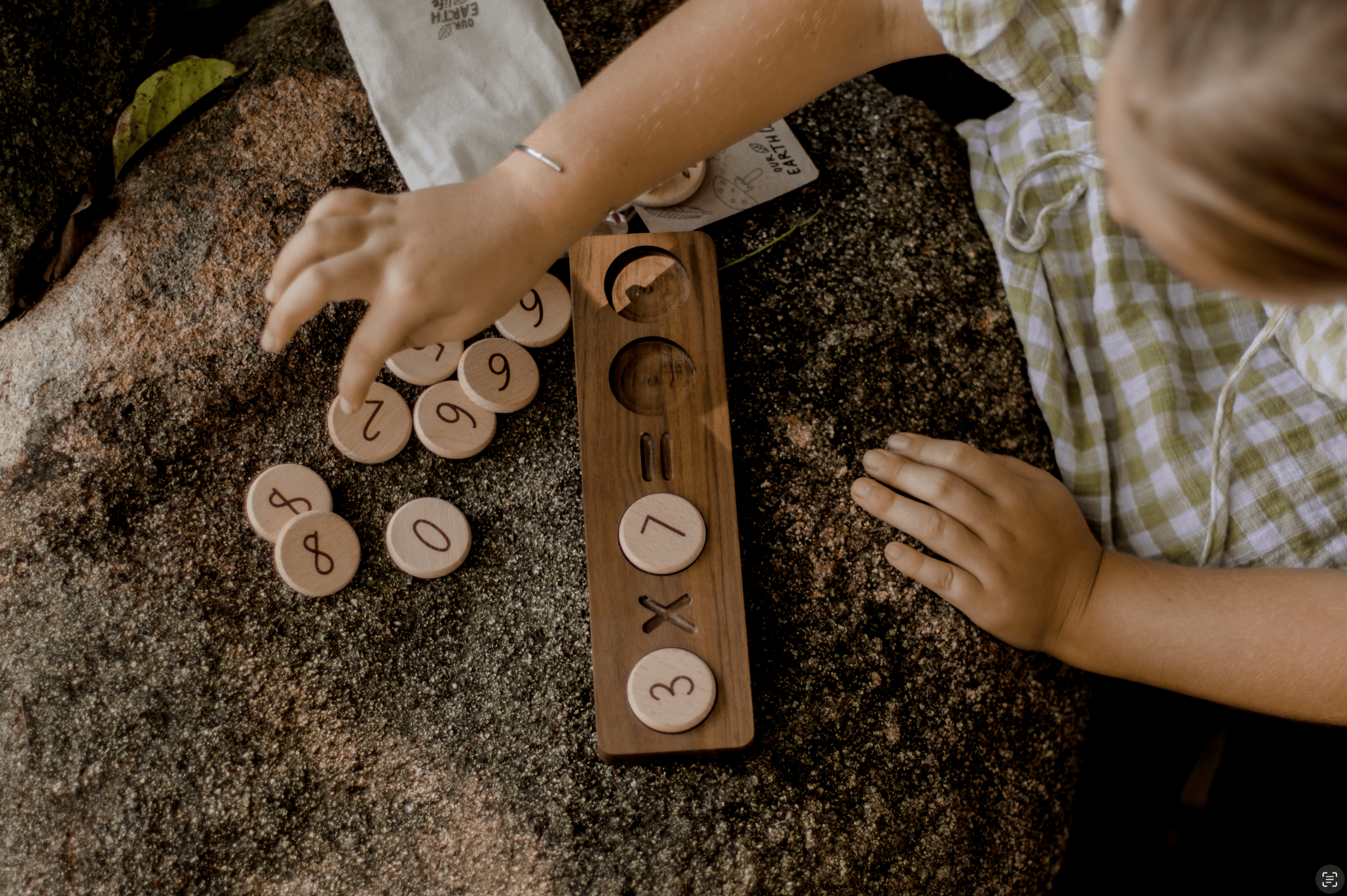 Multiplication Tray + Tokens - Our Earth Life